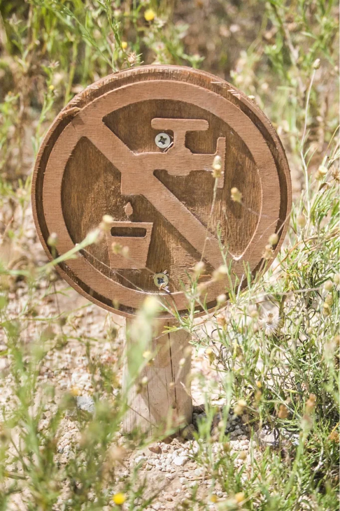 Panneau indiquant l'eau non potable